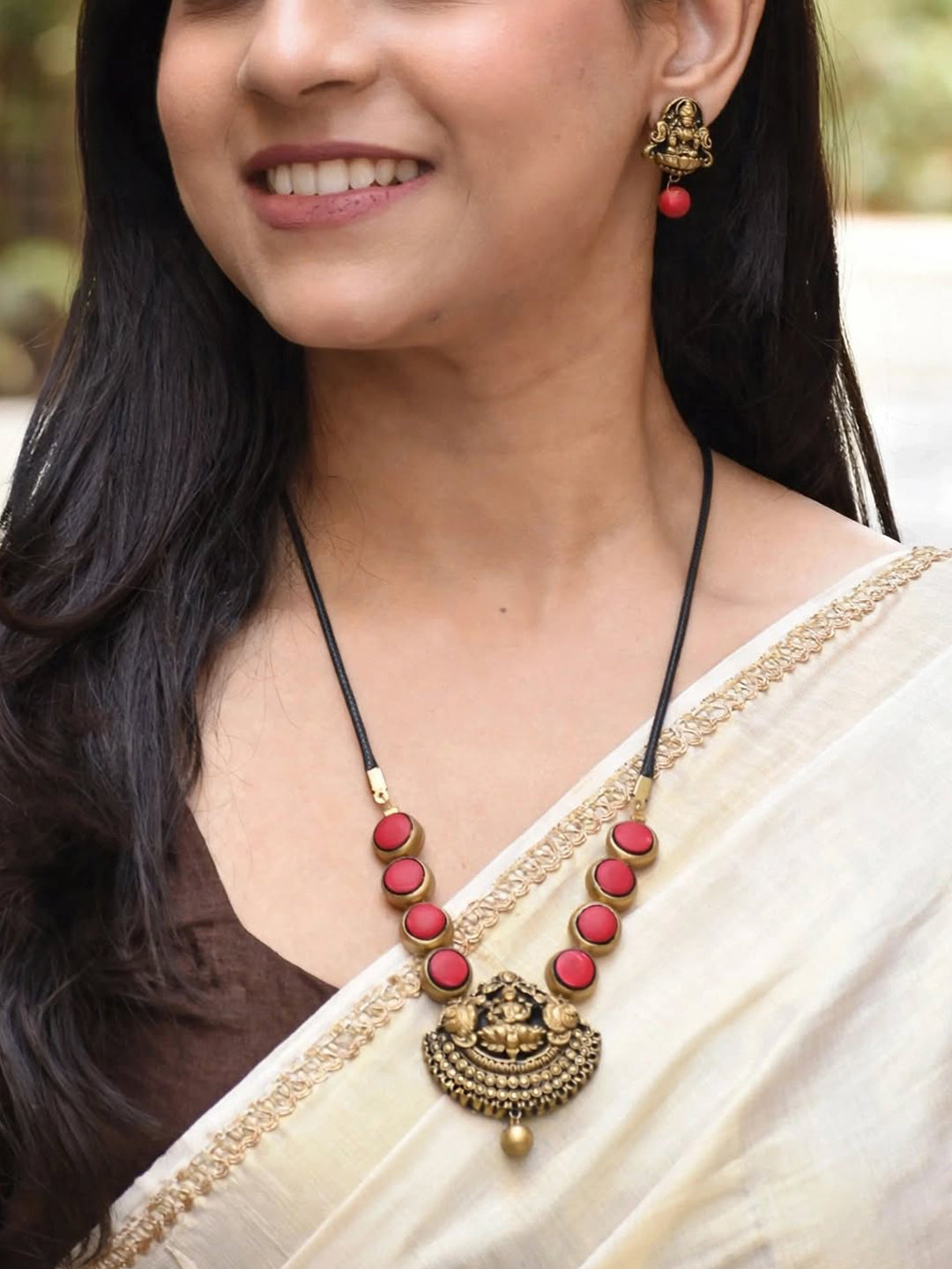 Circular Pattern Design Lakshmi Pendant Design Antique Gold Red Black Handmade Terracotta Necklace Set