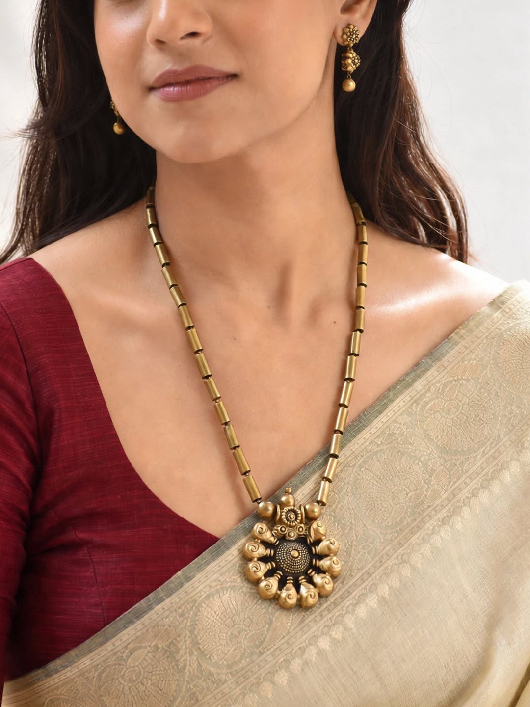 Antique Gold Mandala Art Design Pendant with Tube Design Single Chain Handmade Terracotta Necklace Set