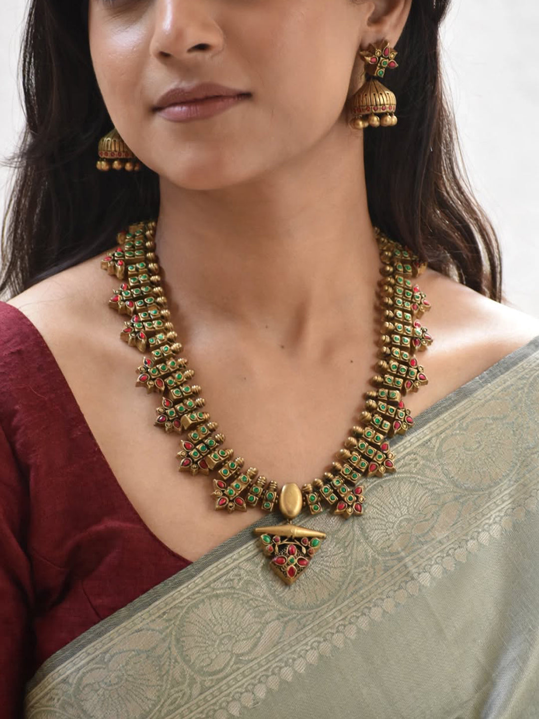 Floral Design Antique Gold Red Green Handmade Terracotta Necklace Set