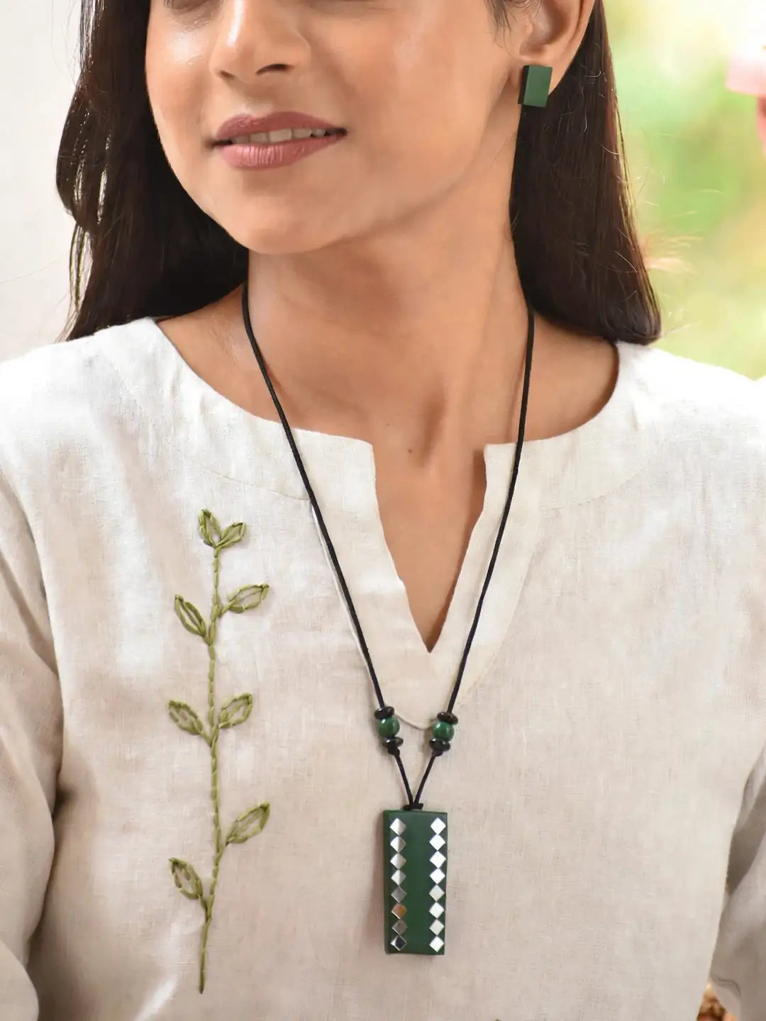 Bottle Green Geometric Rectangular Shape Mirror Design Work Minimalistic Handmade Terracotta Necklace Set