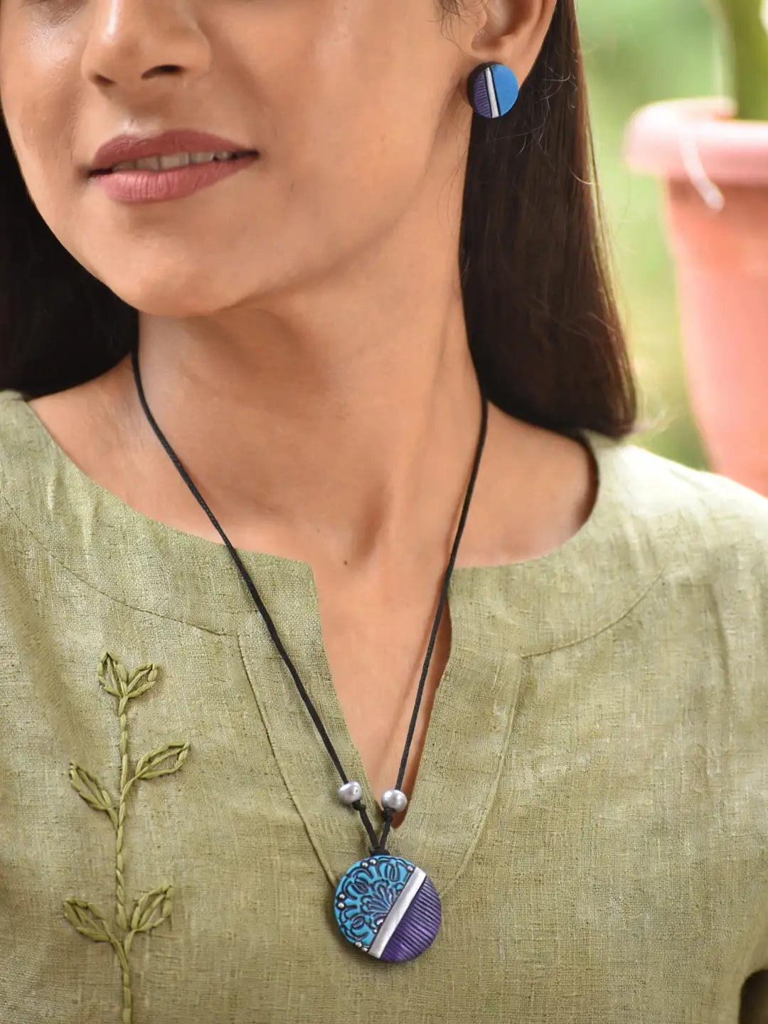 Circular Design Blue Purple Mandala Art Design Minimalistic Simple Terracotta Necklace Set
