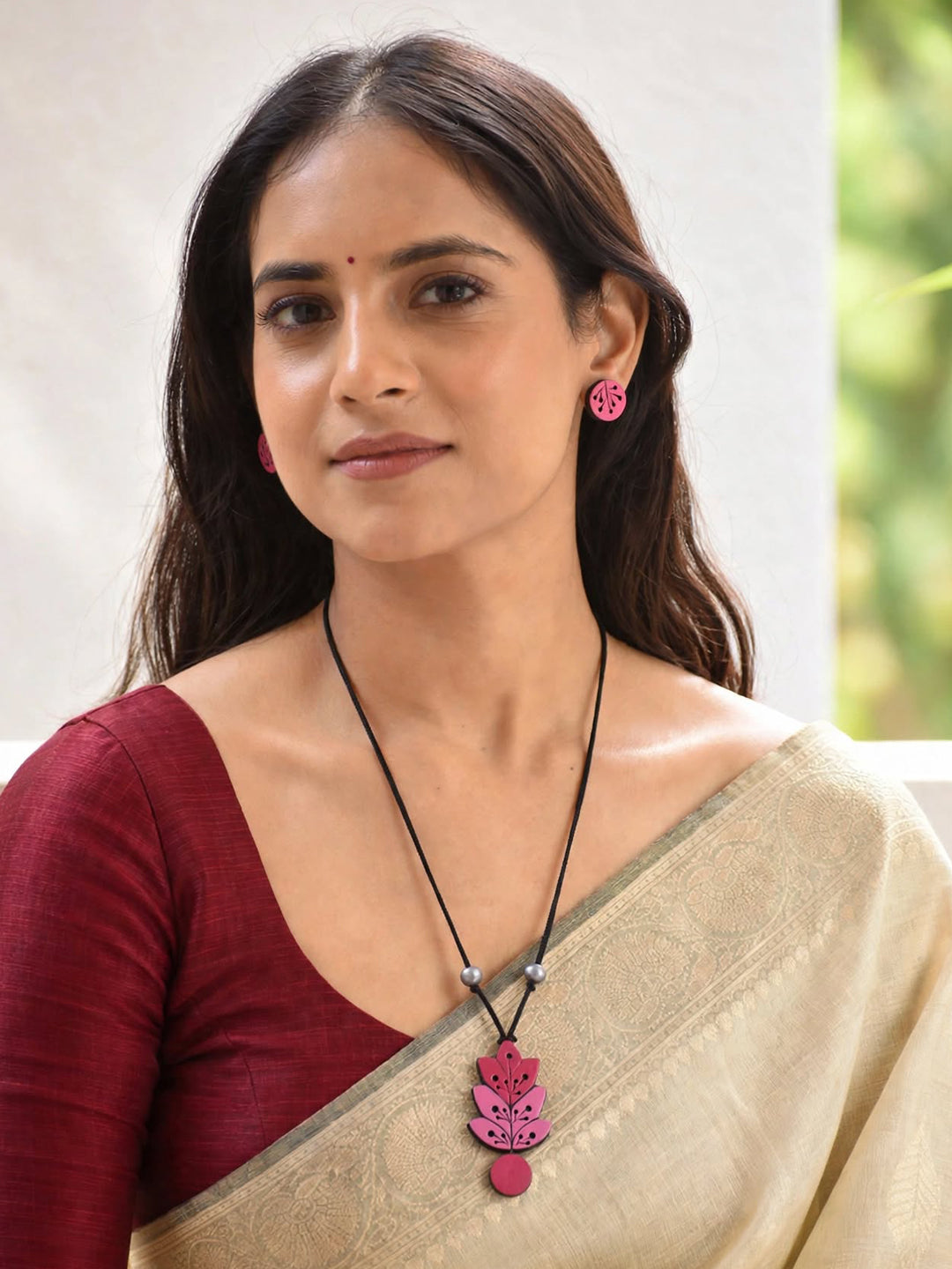 Leaf Design Pink Red Handmade Terracotta Necklace Set