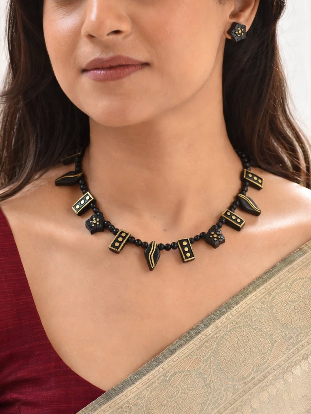 Black Antique Gold Flower Rectangle Rhombus Design Elements Minimalistic Handmade Terracotta Necklace Set