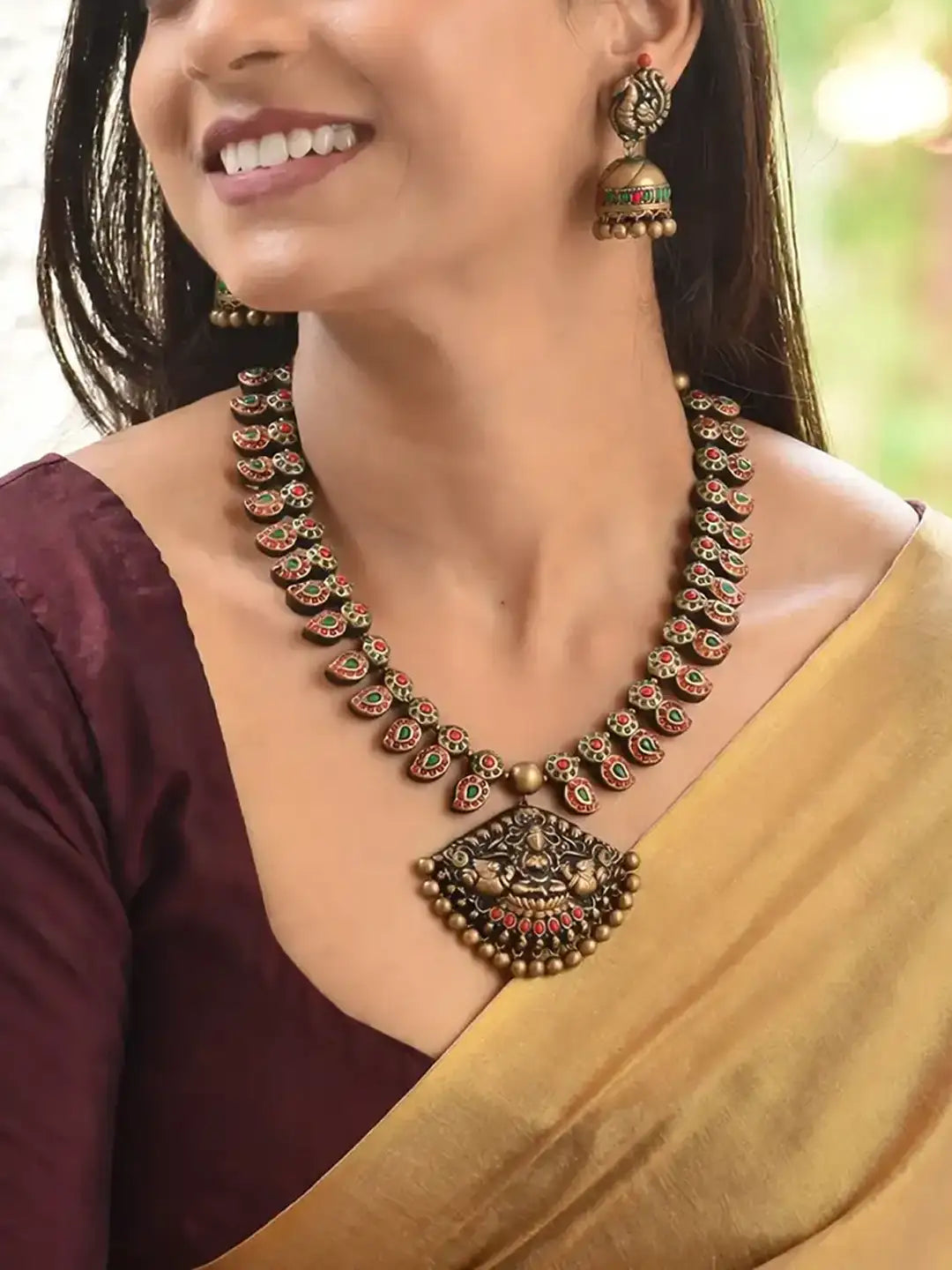 Lakshmi Design Hand Painted Terracotta Jewellery Set