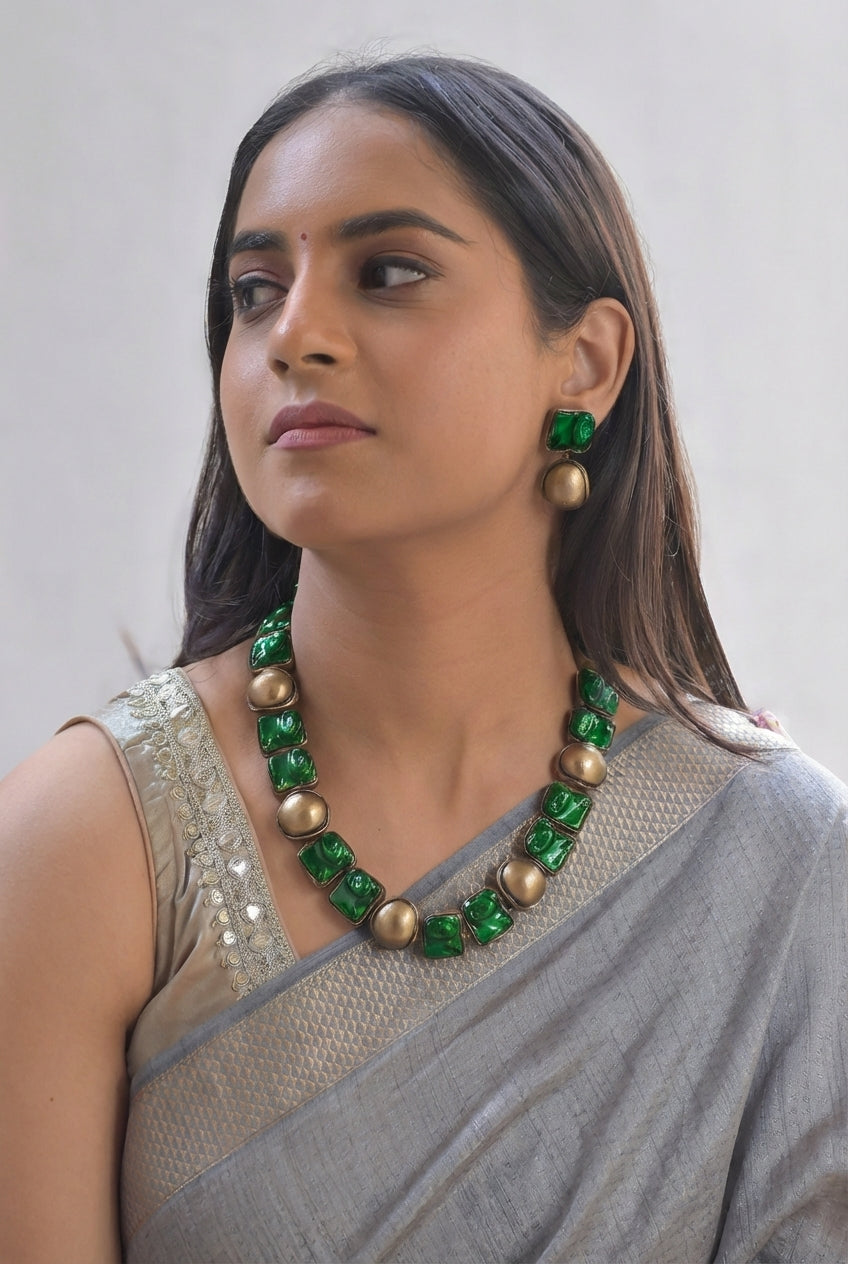 Elys —  Royal Luxe Emerald Green/Antique Gold Imitation Pearl with Earrings