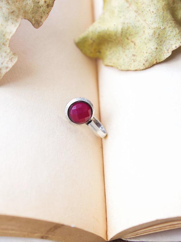 Silver Plated Circle Design Maroon Color Plastic Stone Clip On Nose Pin