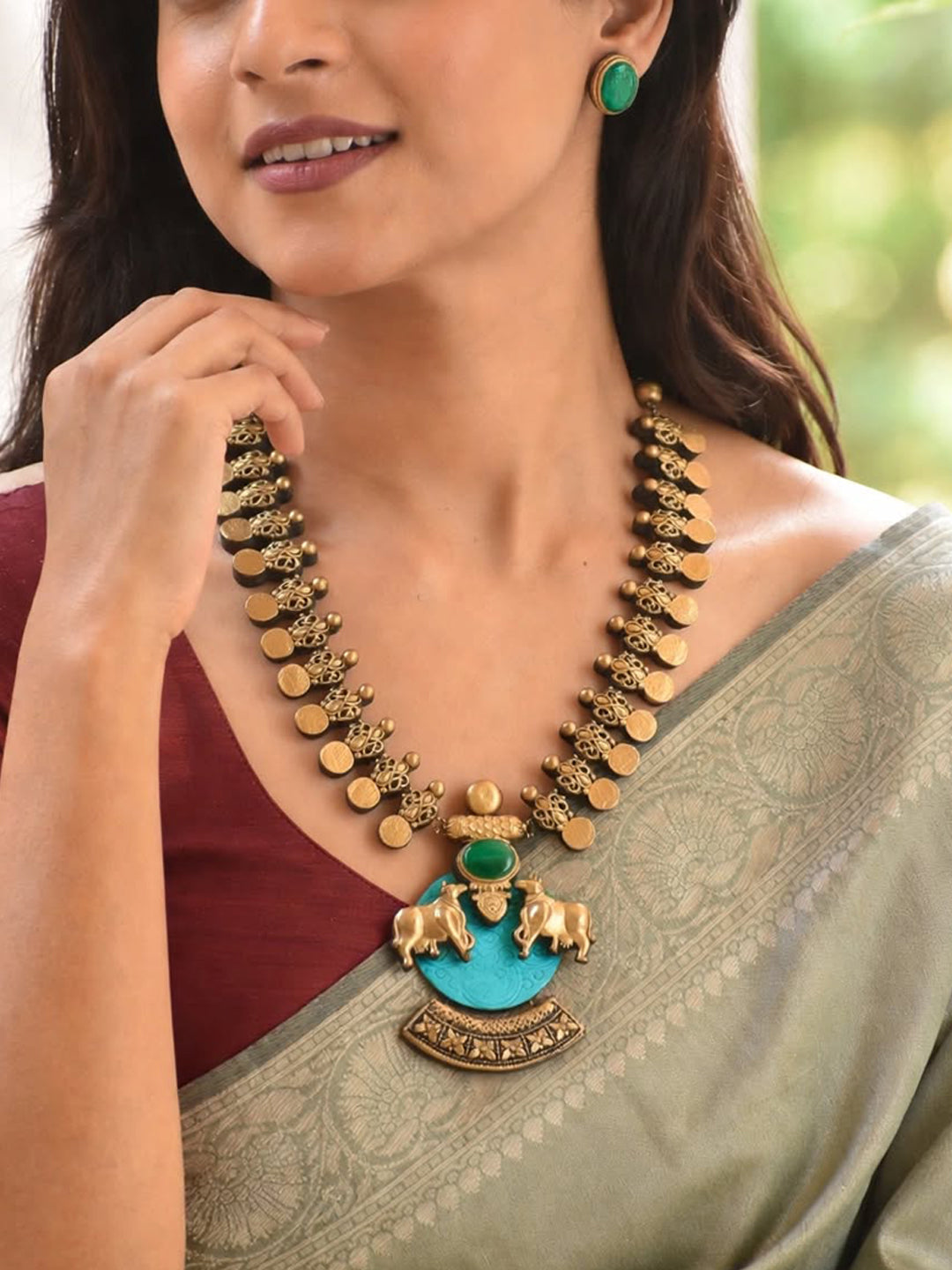 Haripriya – Handmade Antique Gold, Turquoise Blue & Emerald Green Twin Cow Pendant Necklace Set