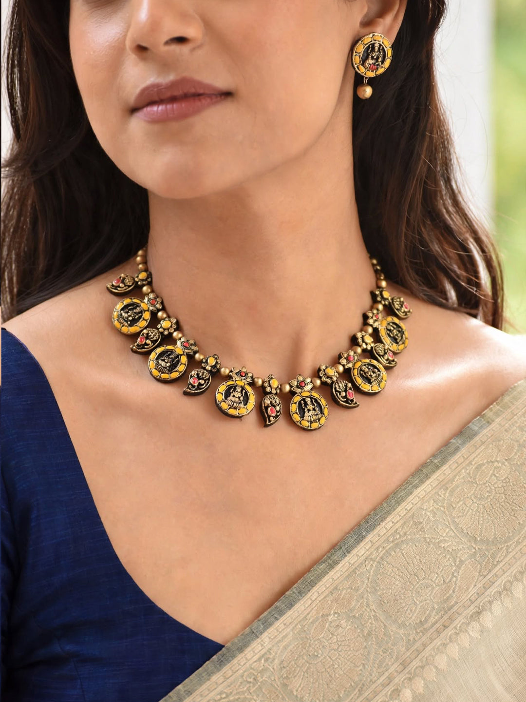 Nandini — Antique Gold Multicolour Oval Medallion Choker Necklace Handmade Jewellery