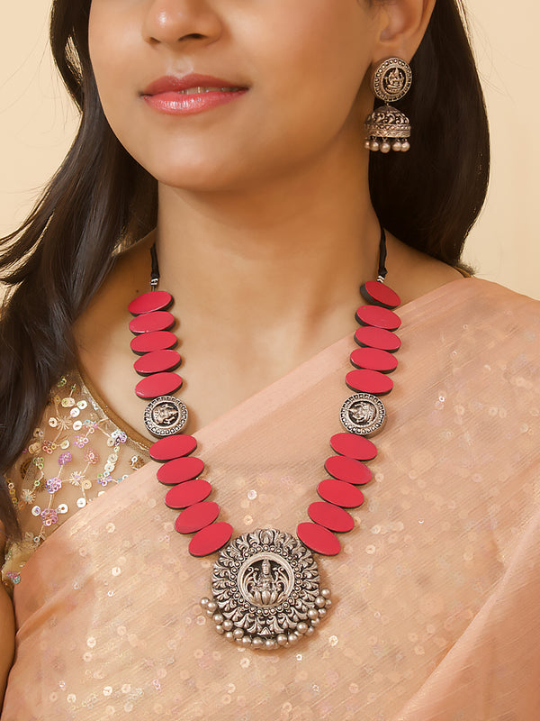 Pink Silver Oval Shape Pattern Lakshmi Design Temple Haram Style Handmade Terracotta Necklace Set