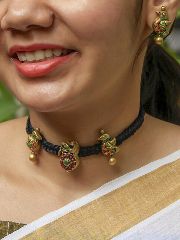 Braided Rope Quirky Bird Design Choker Antique Gold Red Green Handmade Terracotta Necklace Set