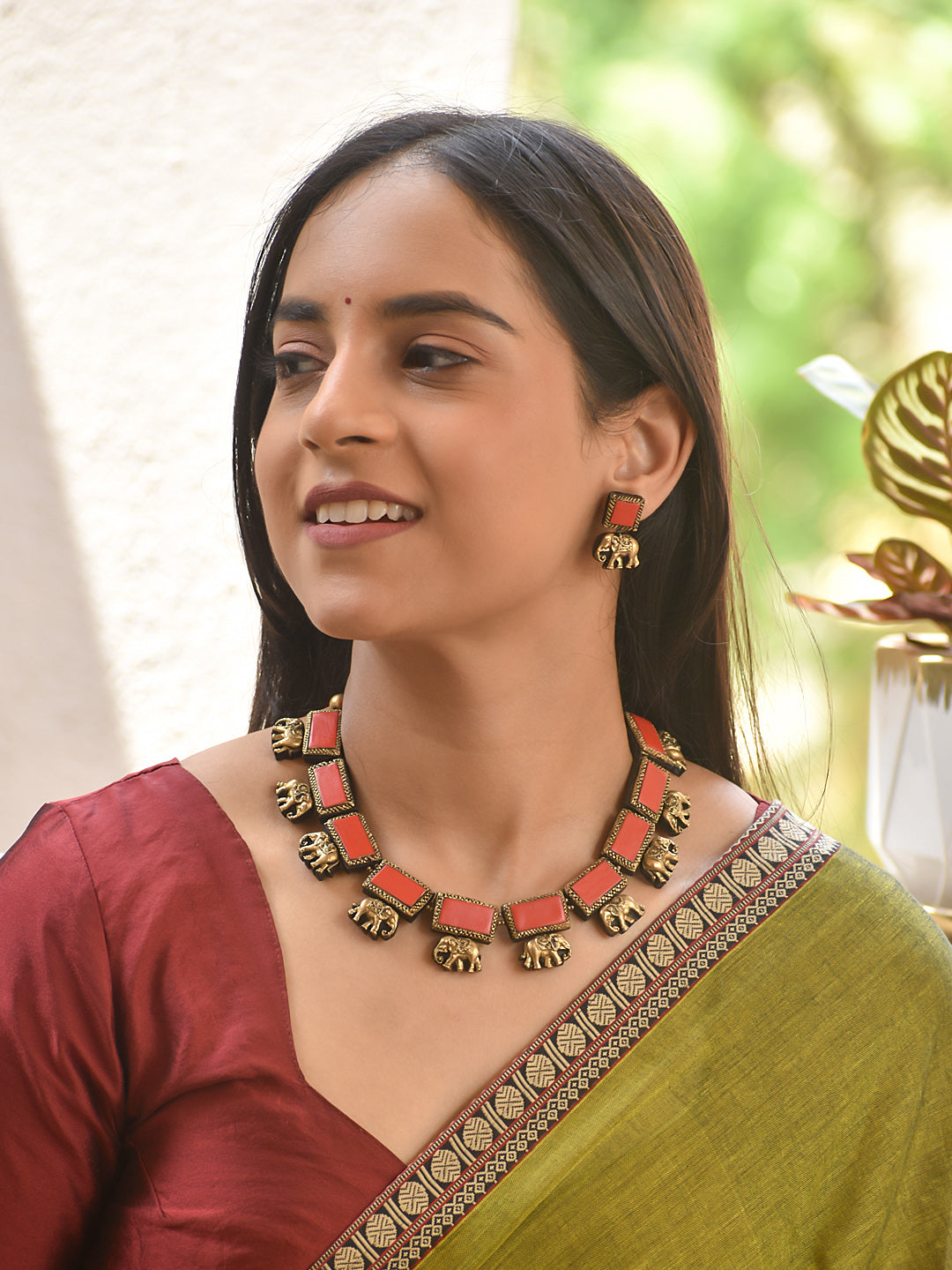 Terracotta Elephant Motif Coral Necklace Set