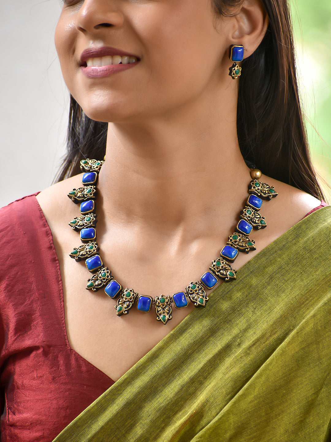 Terracotta Blue Stone Floral Motif Necklace Set