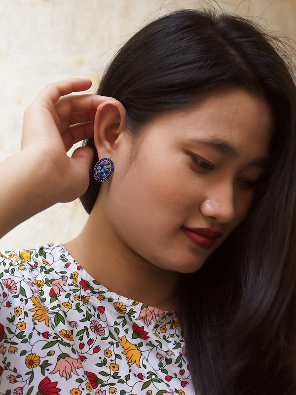 Oval Design  Blue Stud  With Stones Earring