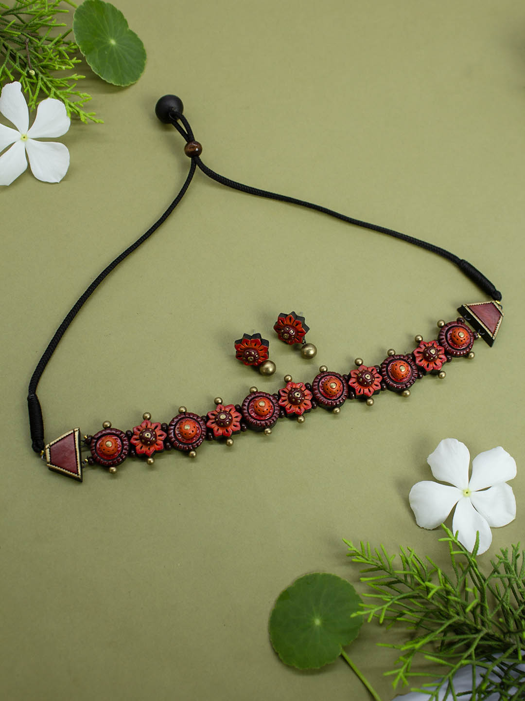 Floral Design Red Maroon Antique Gold Handmade Terracotta Minimalistic Necklace Set