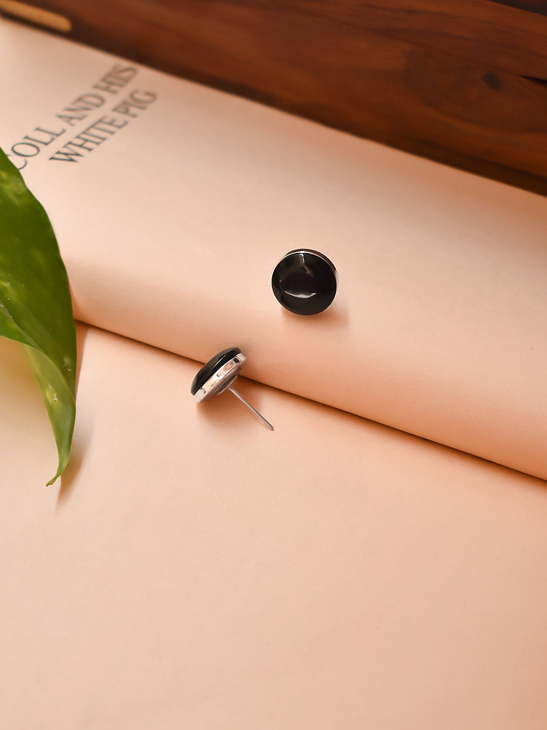 Circular Design Silver Earring