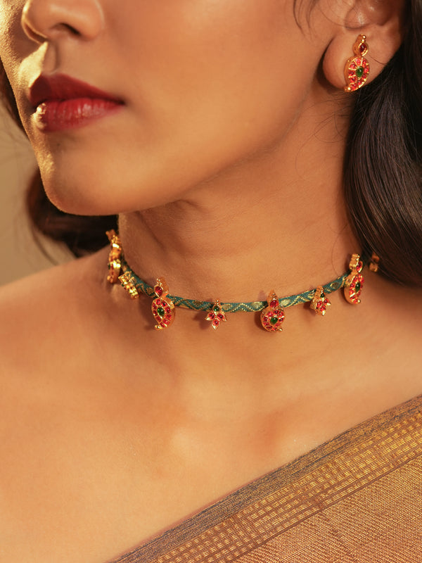 Gold tone temple necklace set- Green maanga Choker