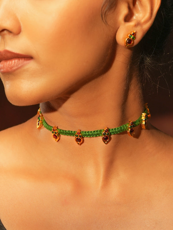 Gold tone temple necklace set-Green Thread Choker